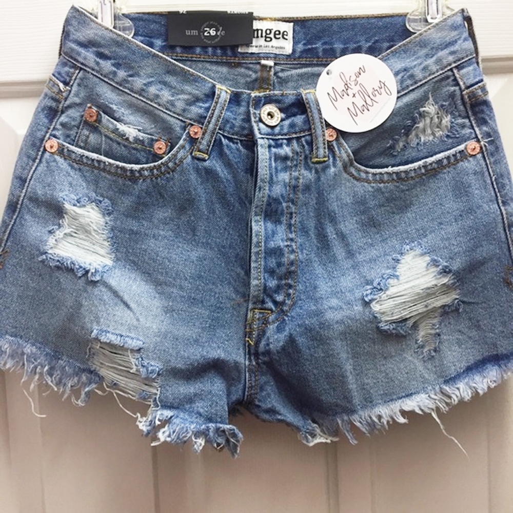 Ripped Jean Shorts mid-high waisted